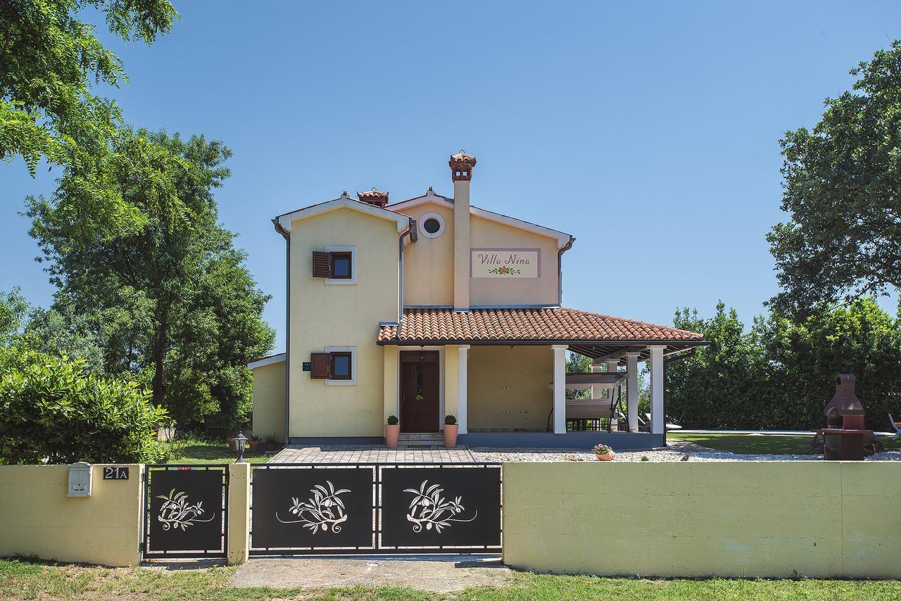 Villa Nina Medulin Bagian luar foto