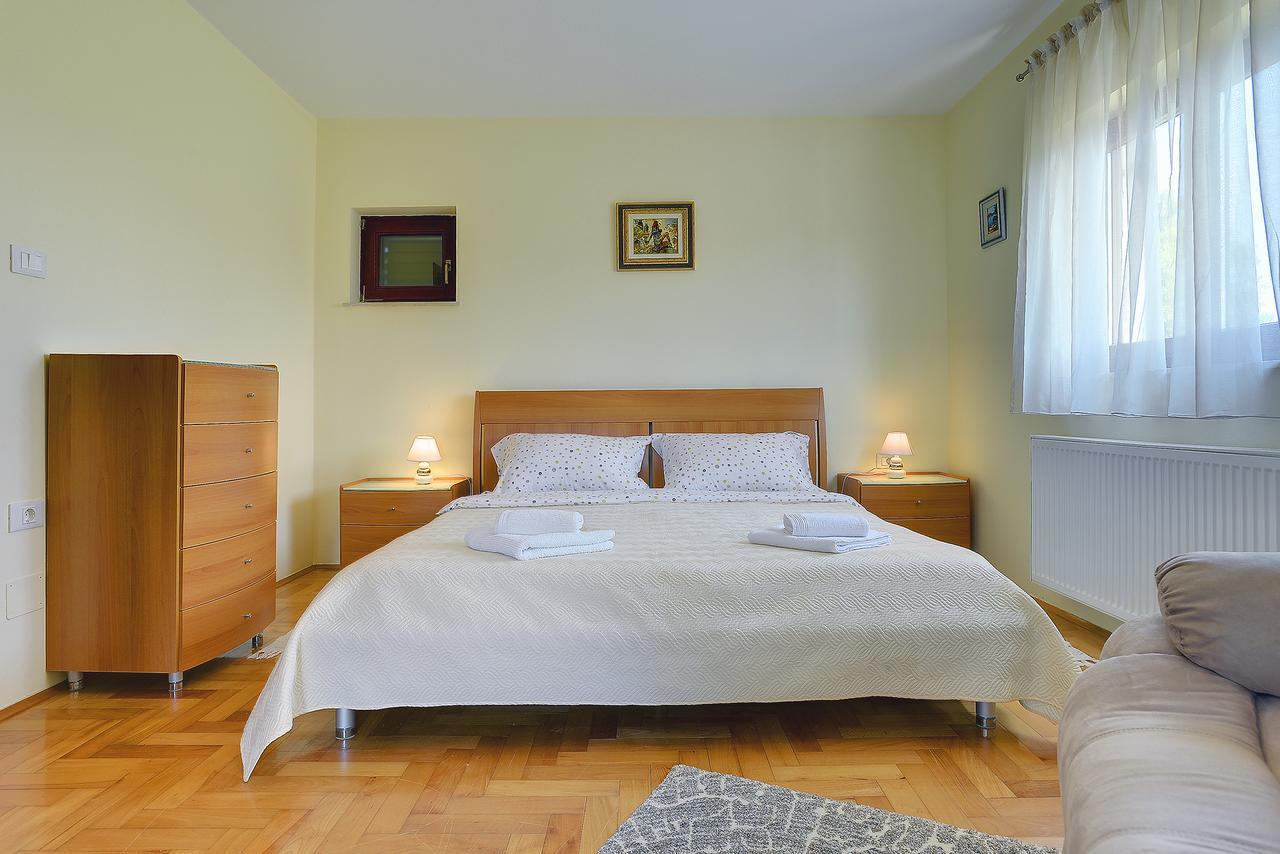 Villa Nina Medulin Bagian luar foto