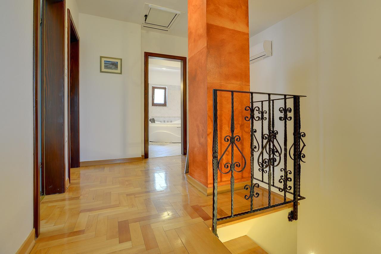 Villa Nina Medulin Bagian luar foto